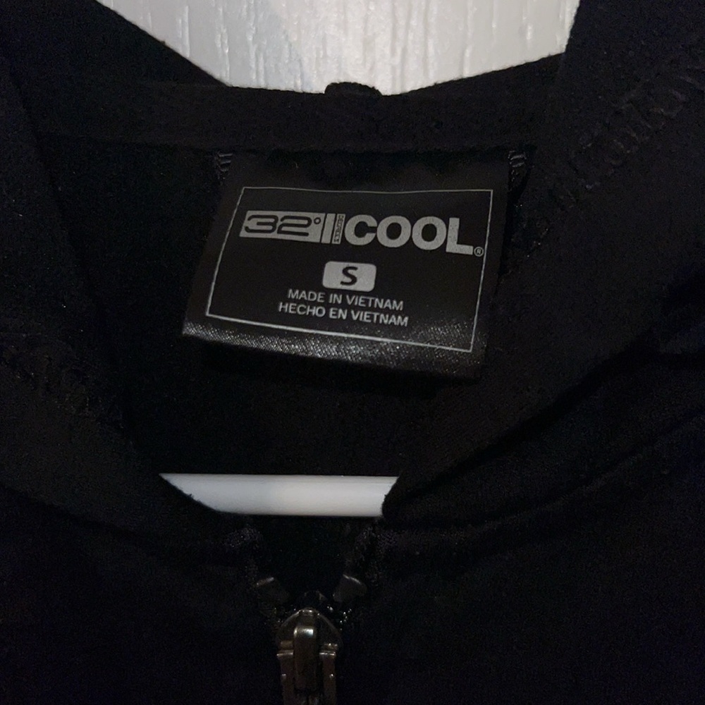 Women’s Zip Up - Picture 2 of 2